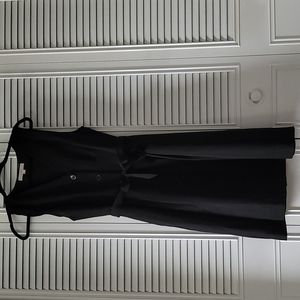 Black Sleeveless Button-Up Dress